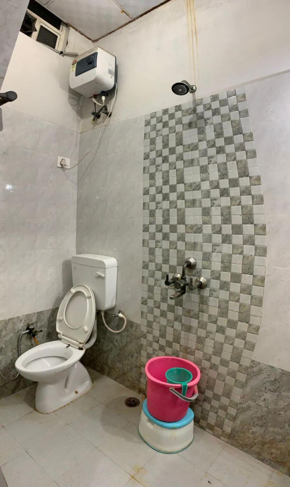 Indira Palace Hotel 3*