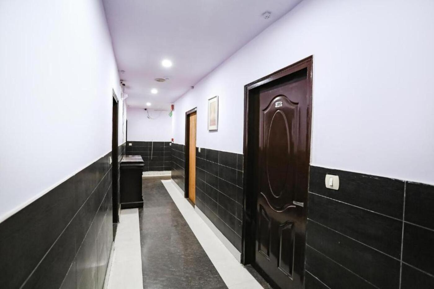Indira Palace Hotel Vrindavan